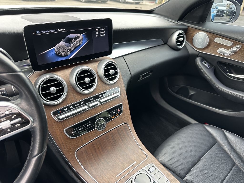 2021 Mercedes-Benz C-Class Image 19