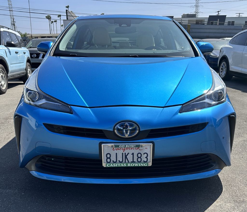 2019 Toyota Prius Image 2