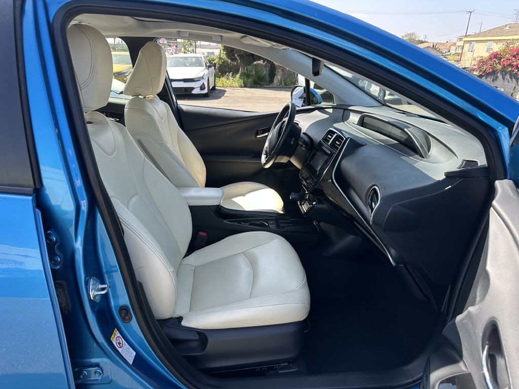 2019 Toyota Prius Image 15