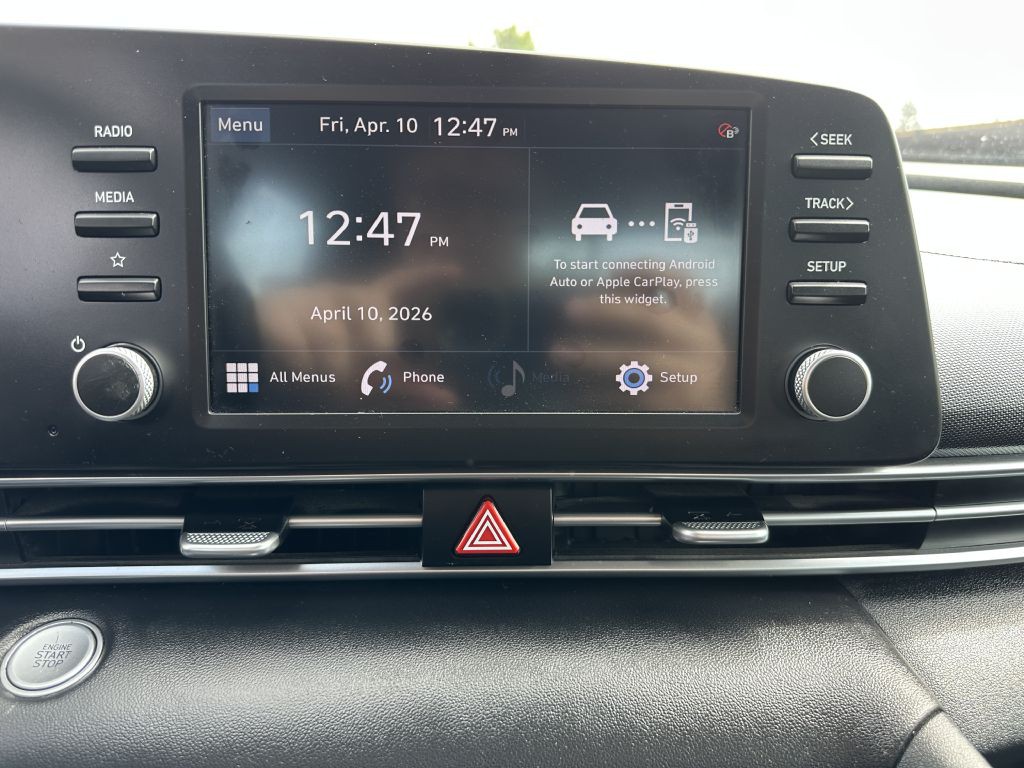 2023 Hyundai Elantra Image 15