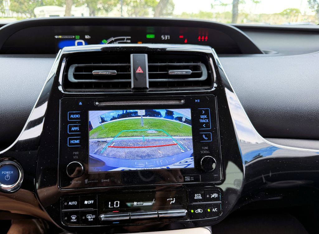 2017 Toyota Prius Image 16