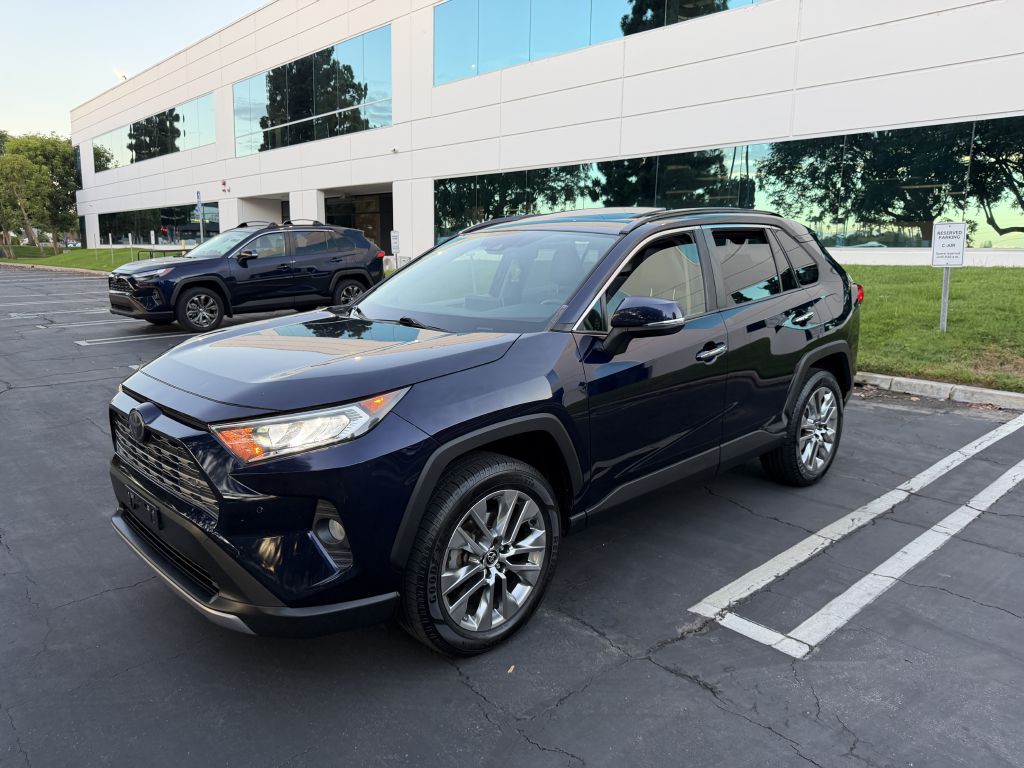 2020 Toyota Rav4 Image 4