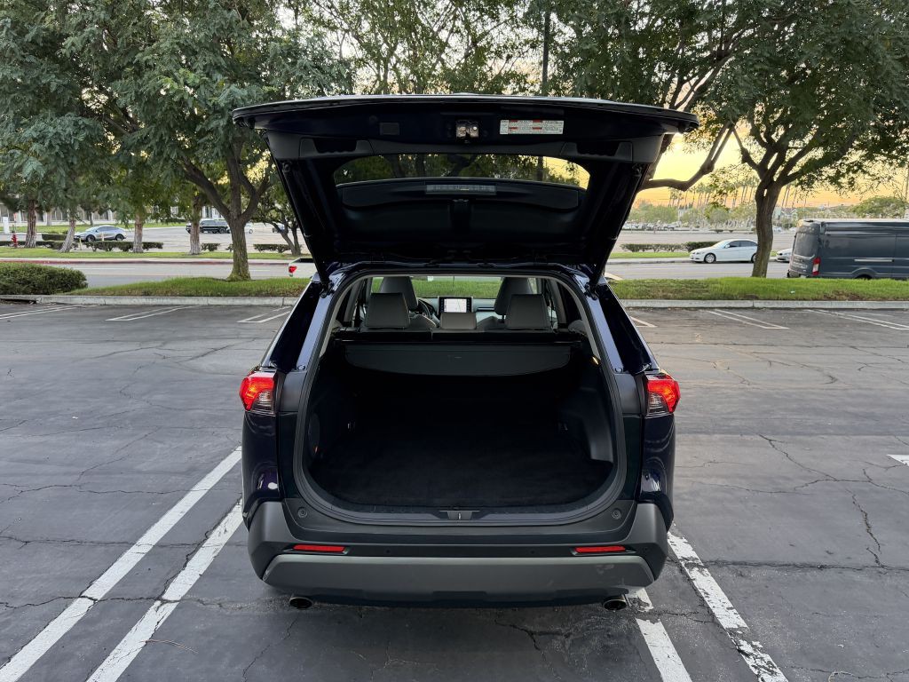 2020 Toyota Rav4 Image 7