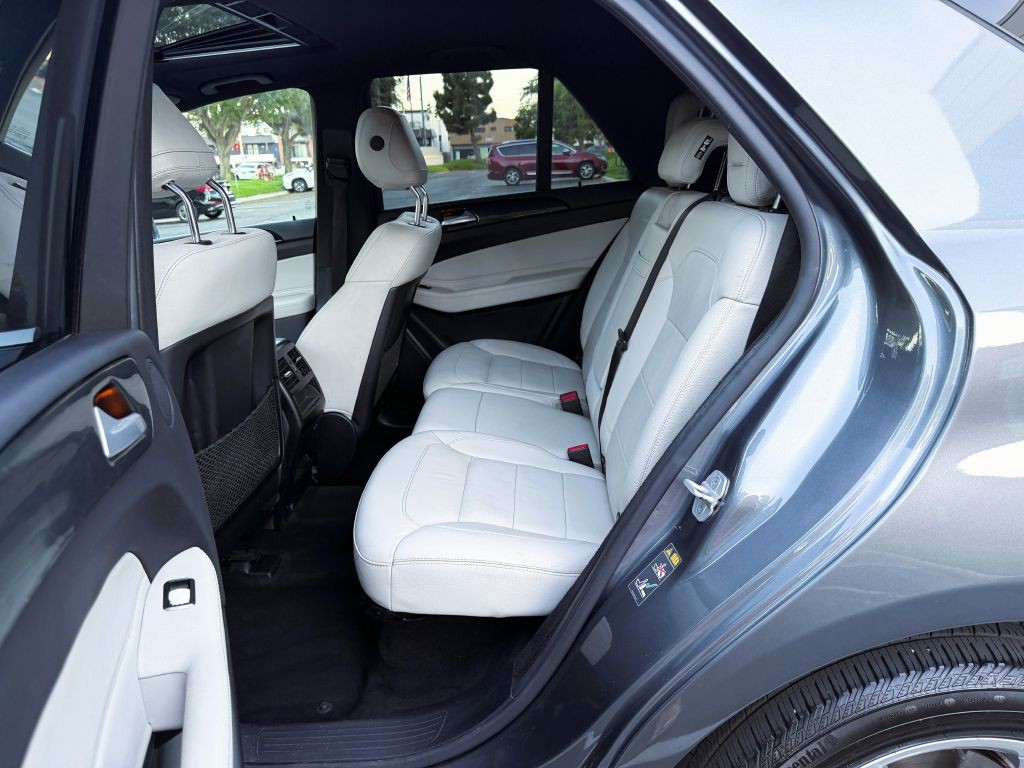 2017 Mercedes-Benz GLE-Class Image 9