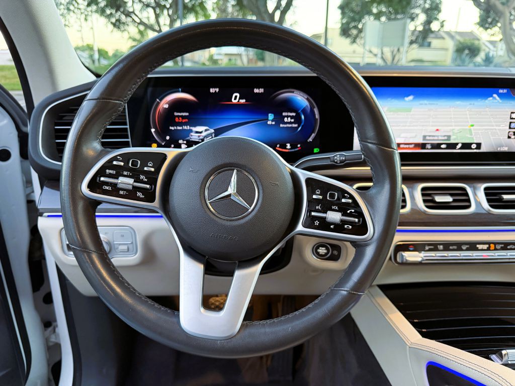 2020 Mercedes-Benz GLE-Class Image 18