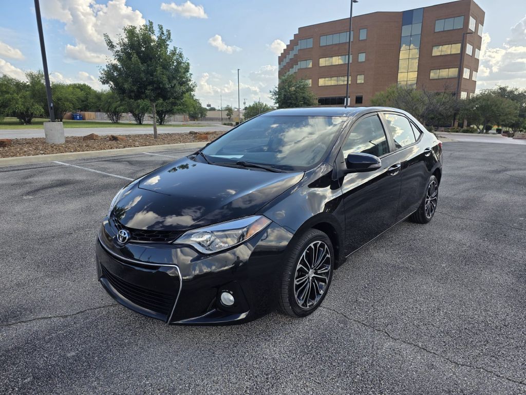 2016 Toyota Corolla Image 1