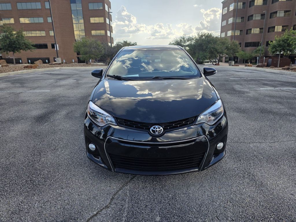 2016 Toyota Corolla Image 2