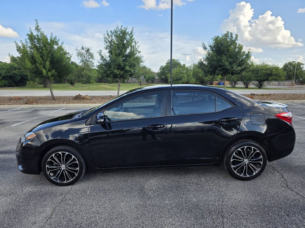 2016 Toyota Corolla Image 3