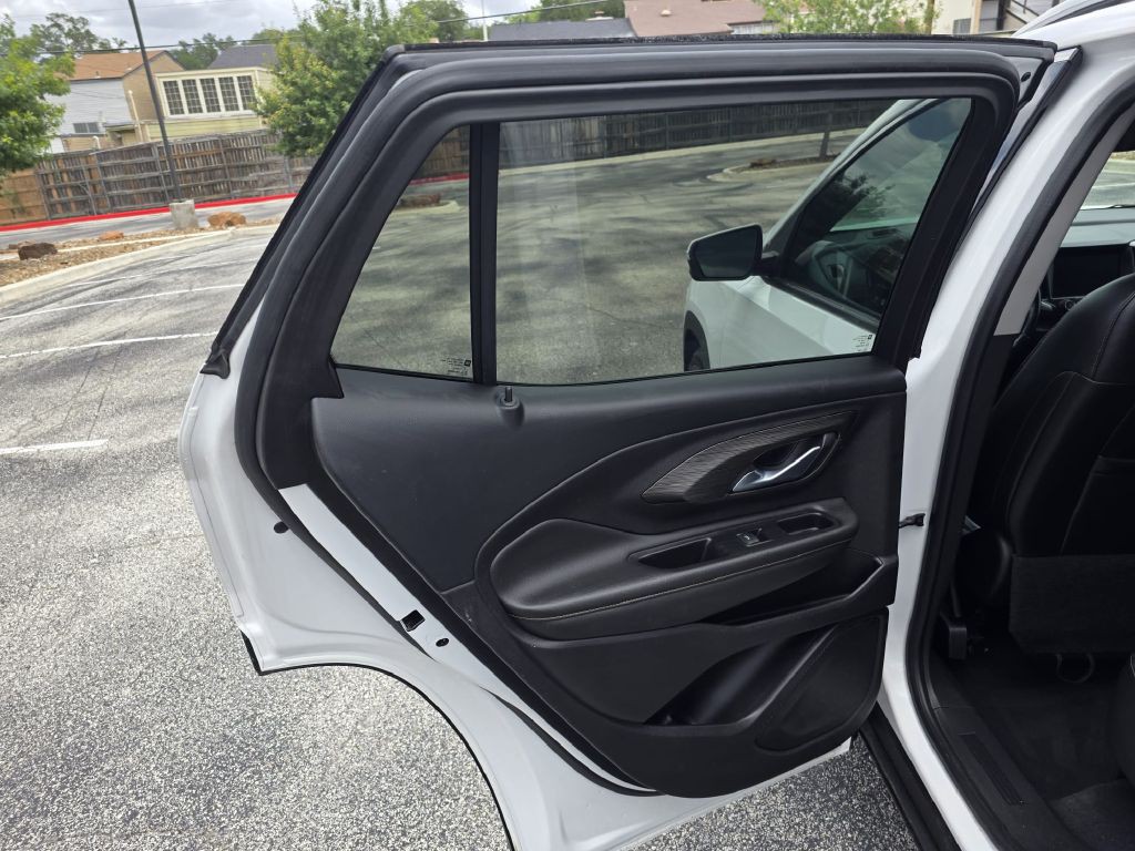 2020 GMC Terrain Image 12