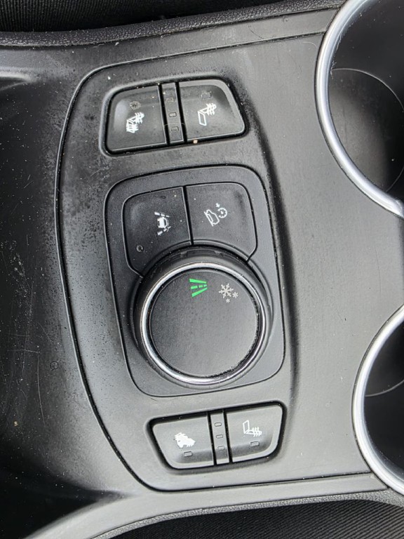 2020 GMC Terrain Image 16