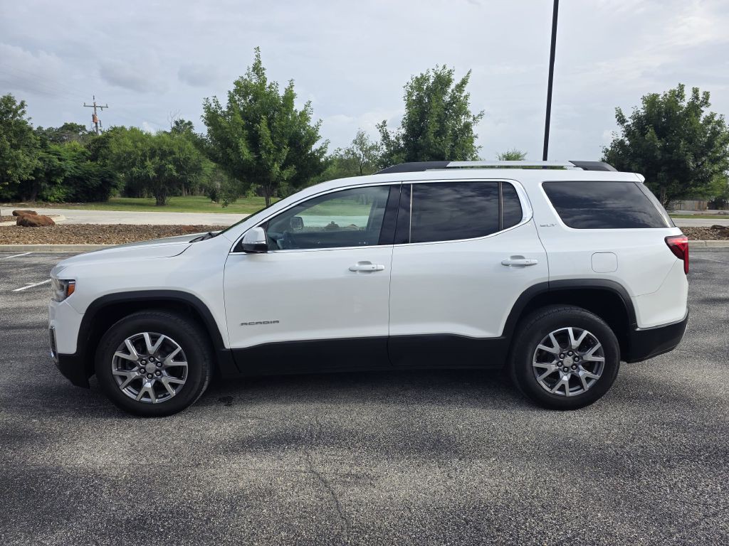2020 GMC Acadia Image 3