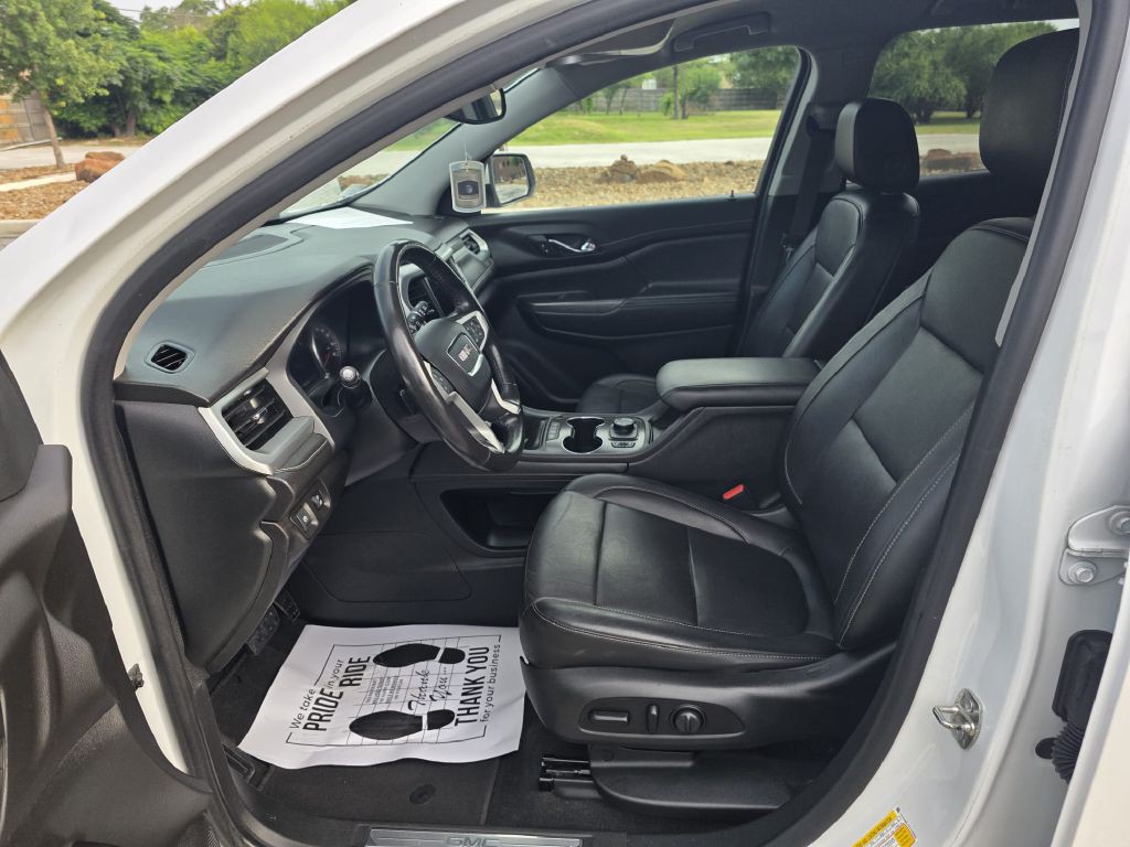 2020 GMC Acadia Image 11