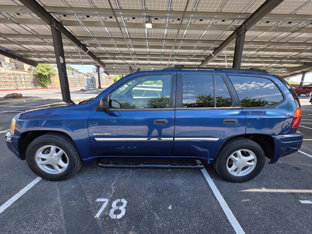 2006 GMC Envoy Image 3
