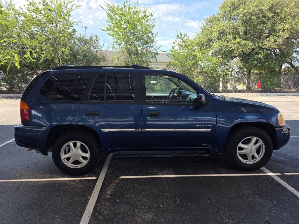2006 GMC Envoy Image 8