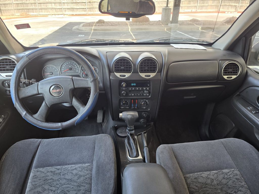 2006 GMC Envoy Image 14