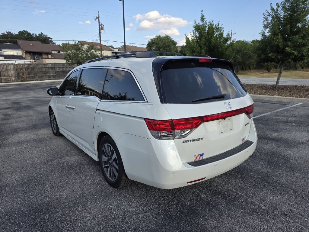 2014 Honda Odyssey Image 4