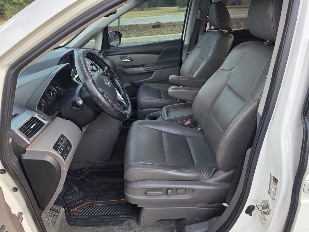 2014 Honda Odyssey Image 11