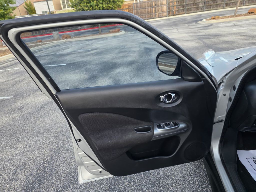 2014 Nissan Juke Image 10