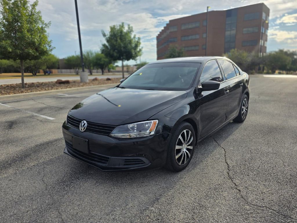 2012 Volkswagen Jetta Image 1