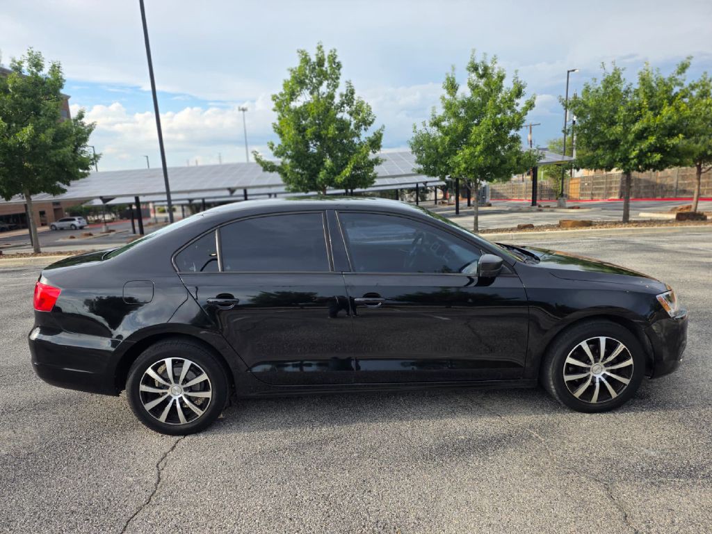 2012 Volkswagen Jetta Image 8