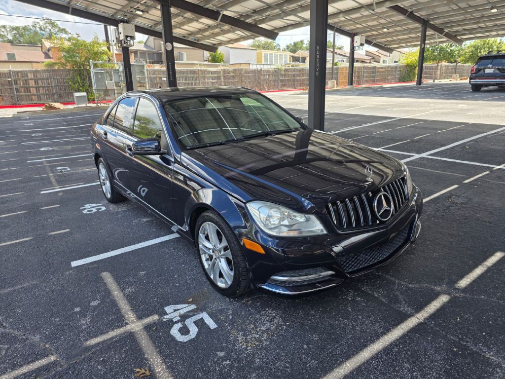 2013 Mercedes-Benz C-Class Image 9