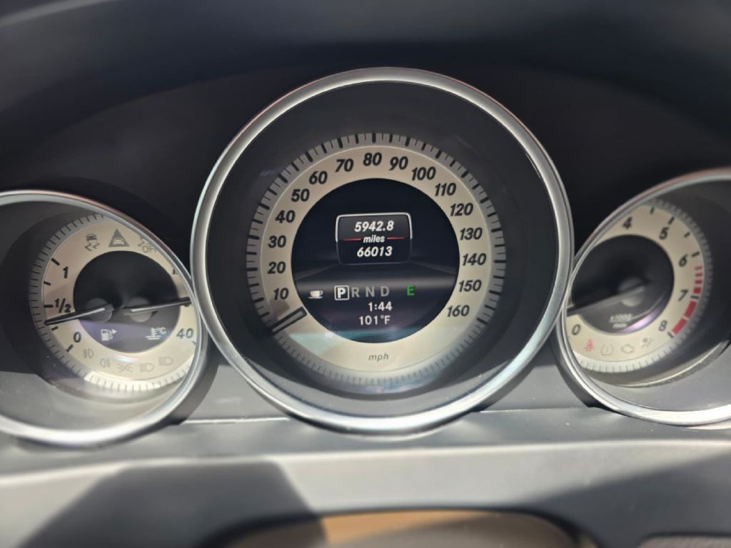 2013 Mercedes-Benz C-Class Image 15