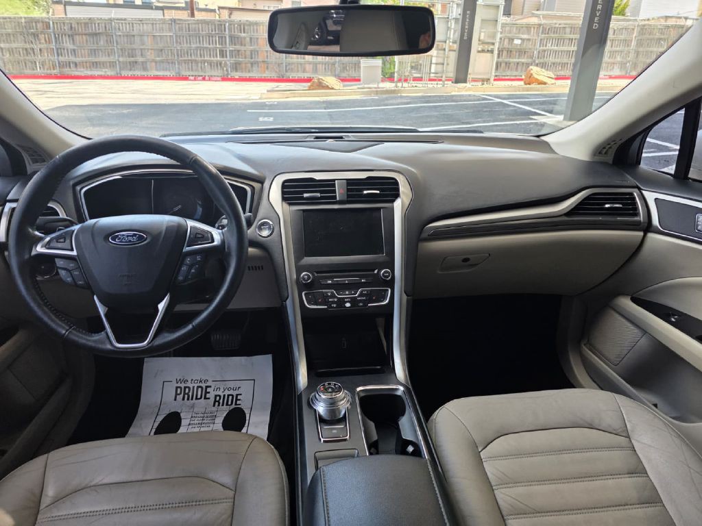 2017 Ford Fusion Image 14
