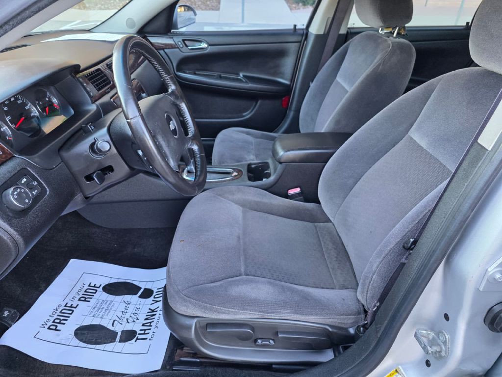2013 Chevrolet Impala Image 11