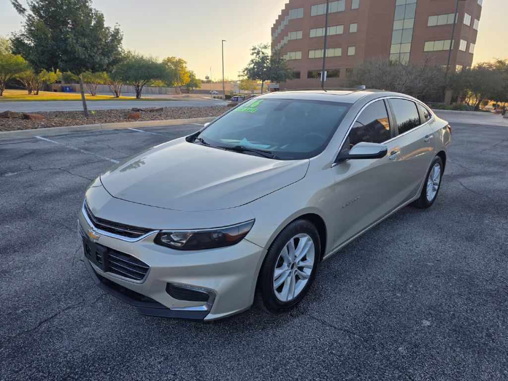 2016 Chevrolet Malibu Image 1