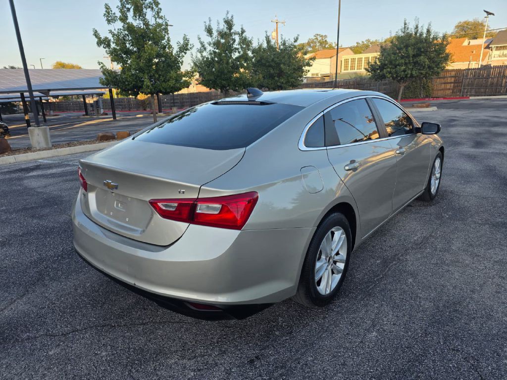 2016 Chevrolet Malibu Image 7