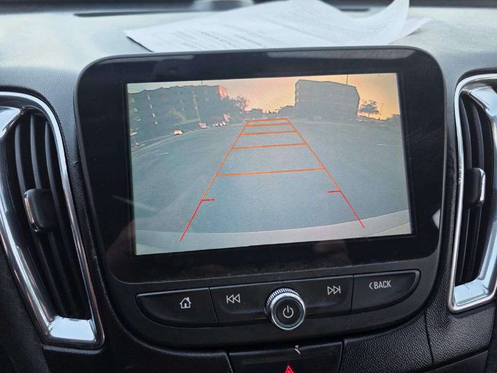 2016 Chevrolet Malibu Image 16