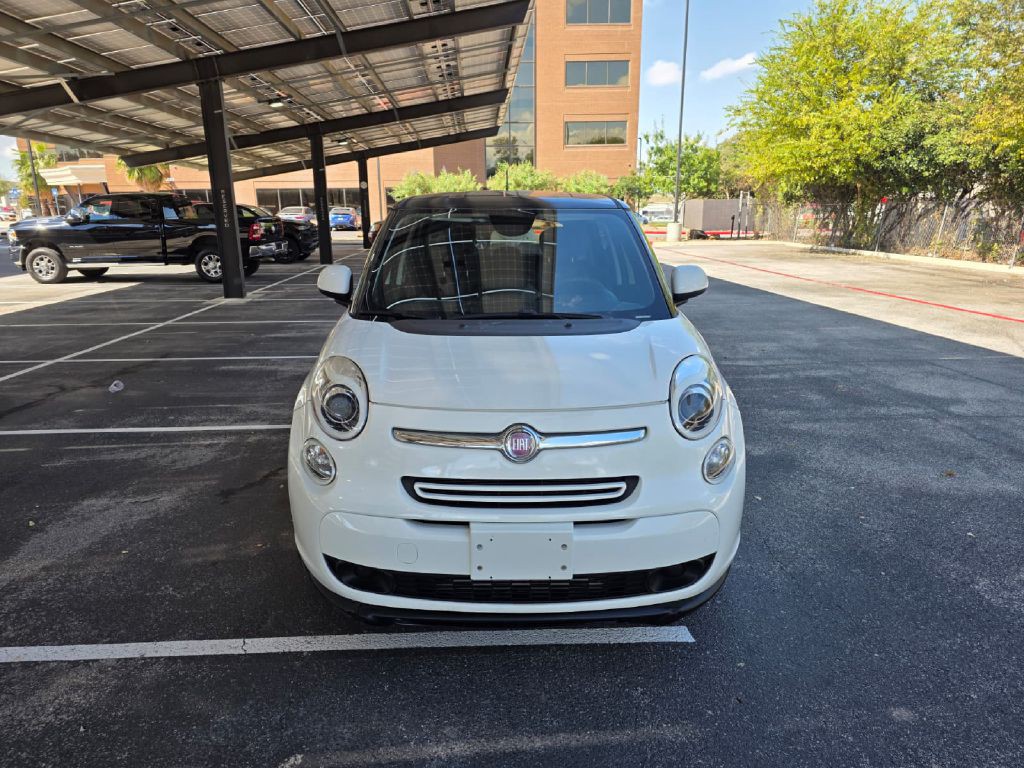 2014 FIAT 500L Image 2