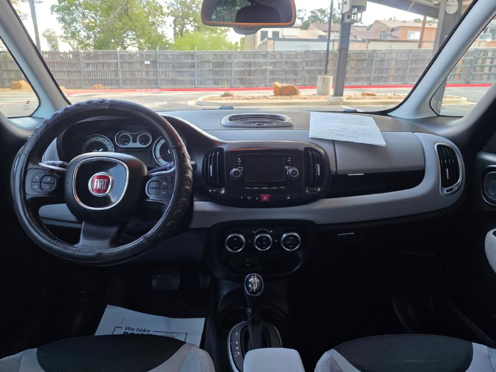 2014 FIAT 500L Image 14