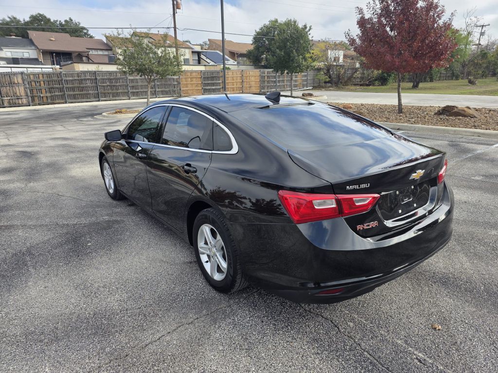 2020 Chevrolet Malibu Image 4