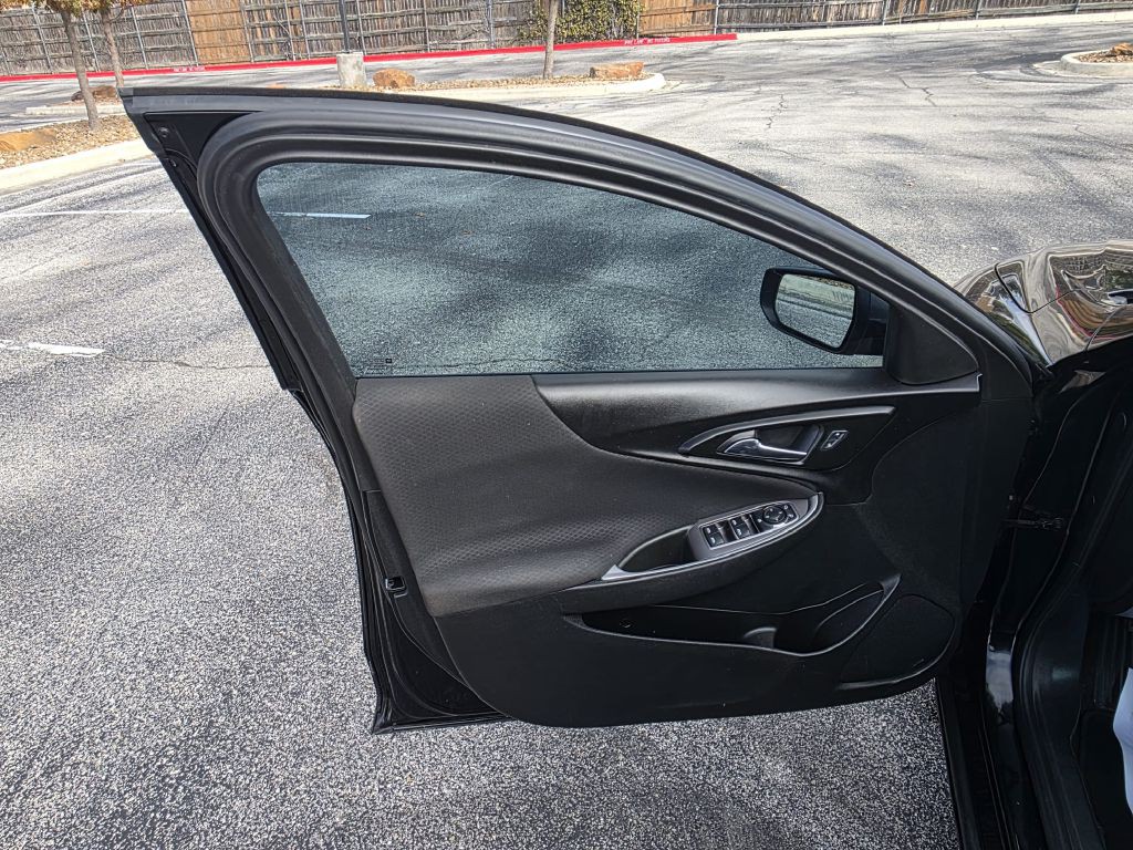 2020 Chevrolet Malibu Image 10