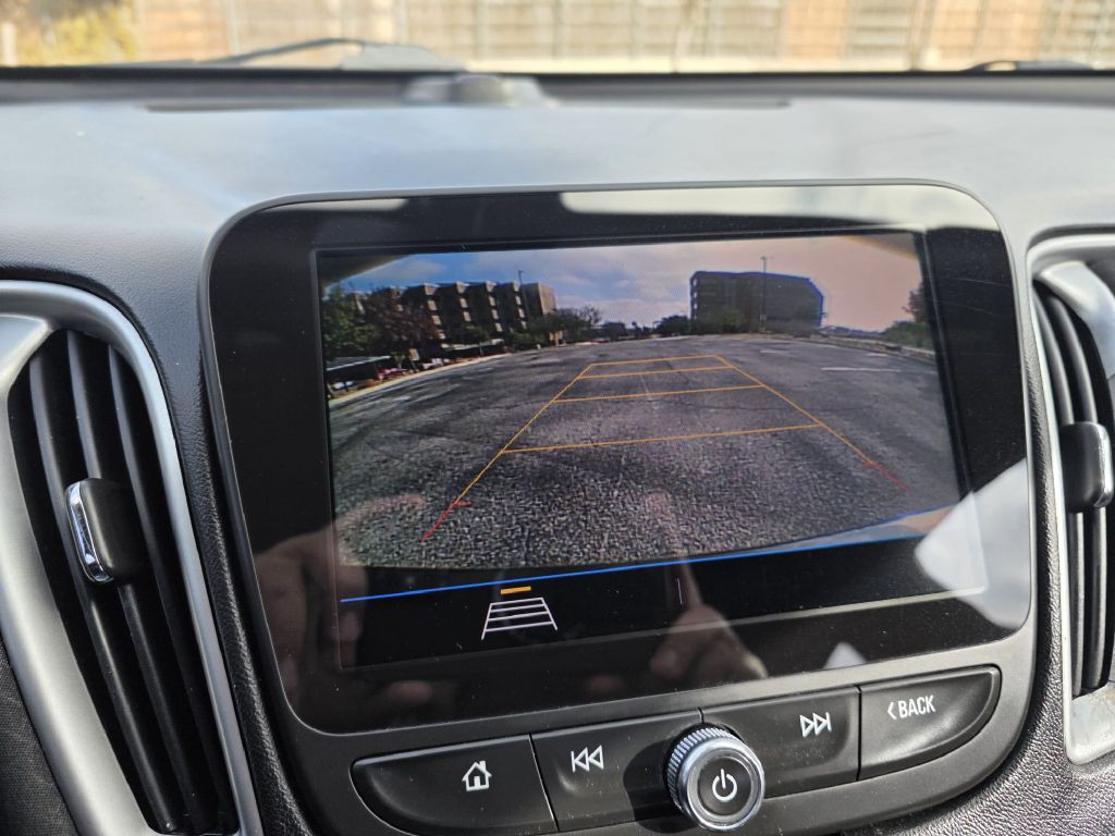 2020 Chevrolet Malibu Image 16