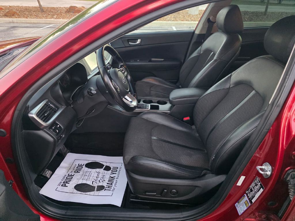 2019 Kia Optima Image 11