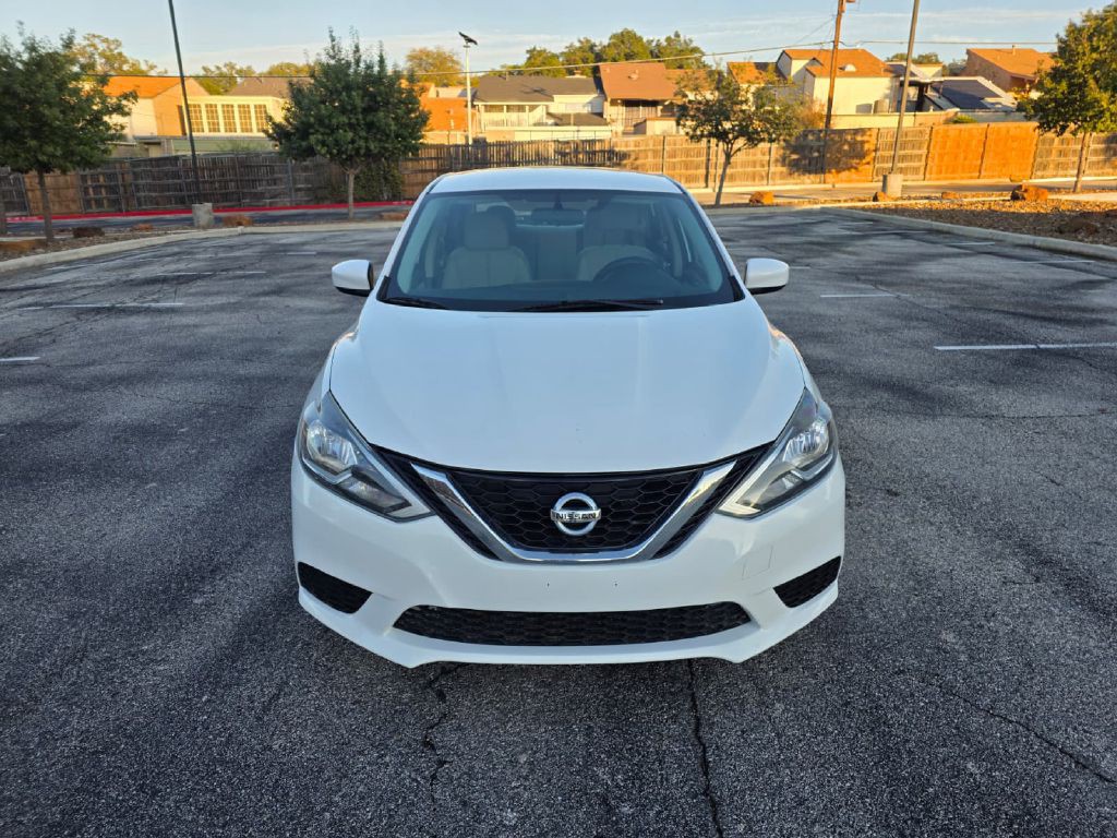2017 Nissan Sentra Image 2