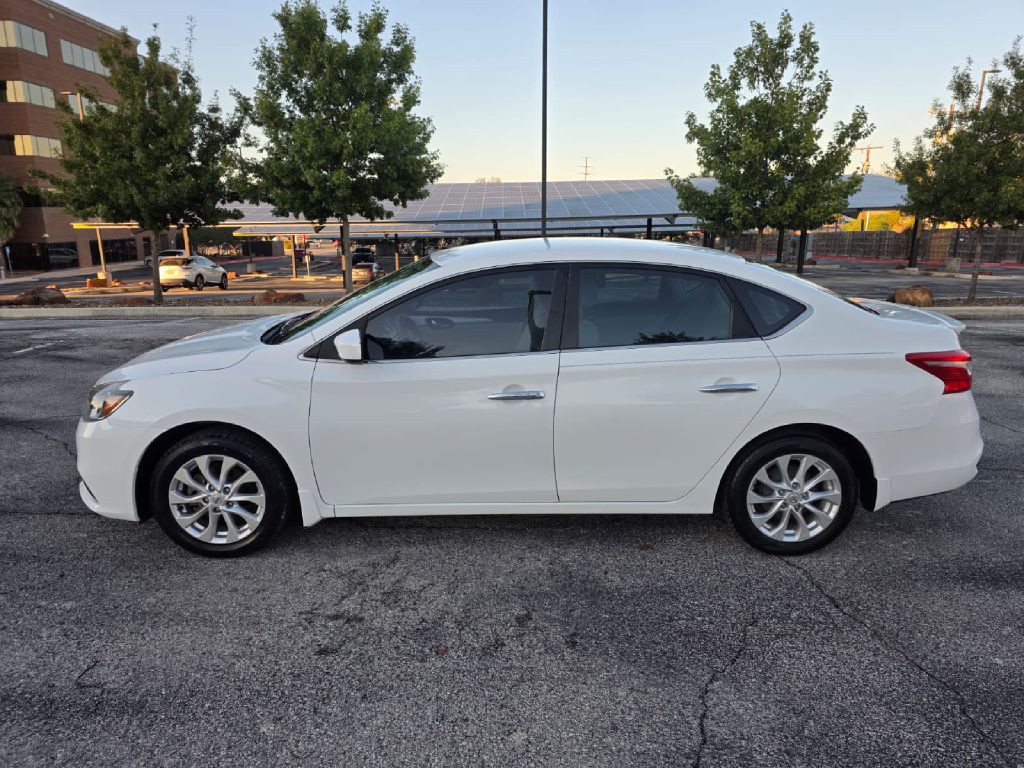 2017 Nissan Sentra Image 3