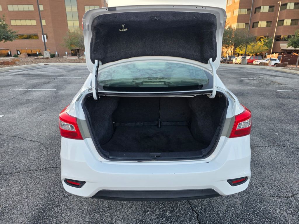 2017 Nissan Sentra Image 6