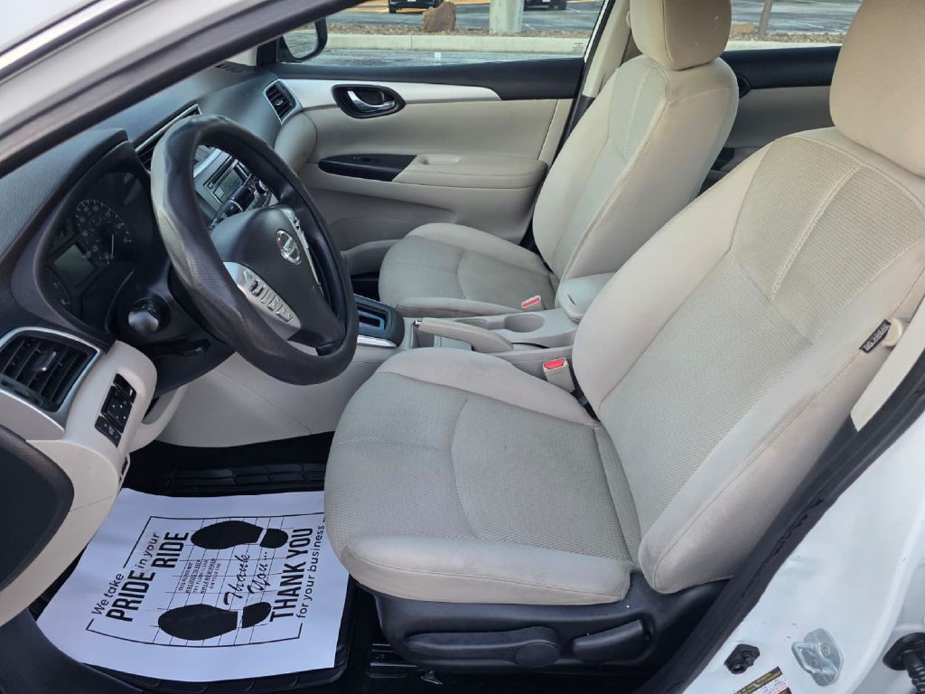 2017 Nissan Sentra Image 11