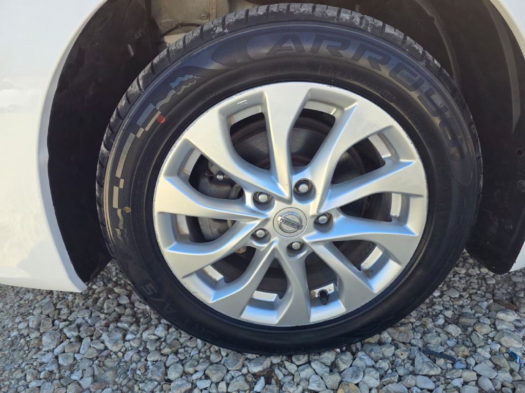 2017 Nissan Sentra Image 17