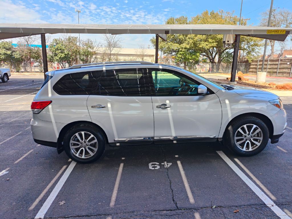 2014 Nissan Pathfinder Image 7
