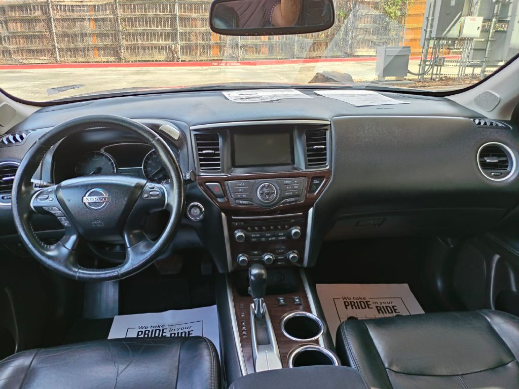 2014 Nissan Pathfinder Image 14