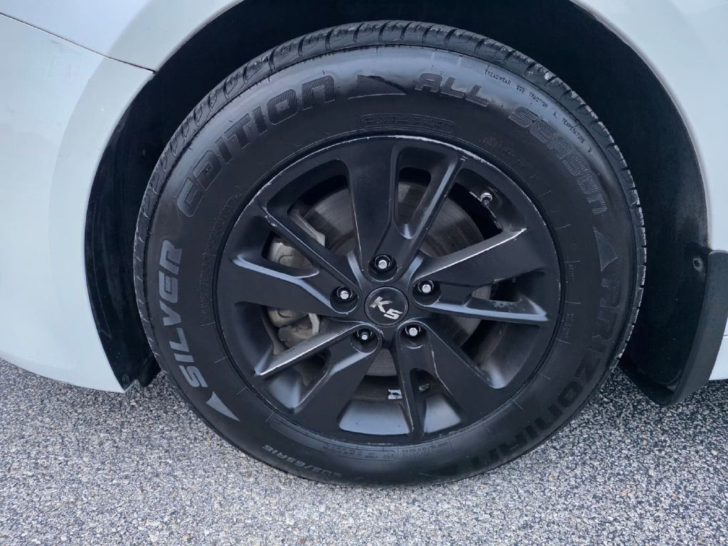 2016 Kia Optima Image 18