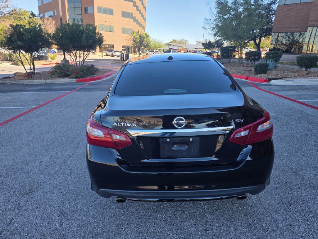 2018 Nissan Altima Image 5