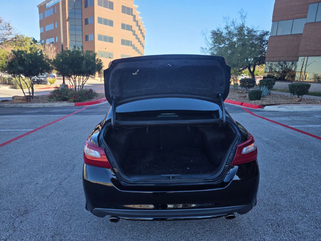 2018 Nissan Altima Image 6