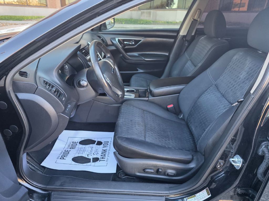 2018 Nissan Altima Image 11
