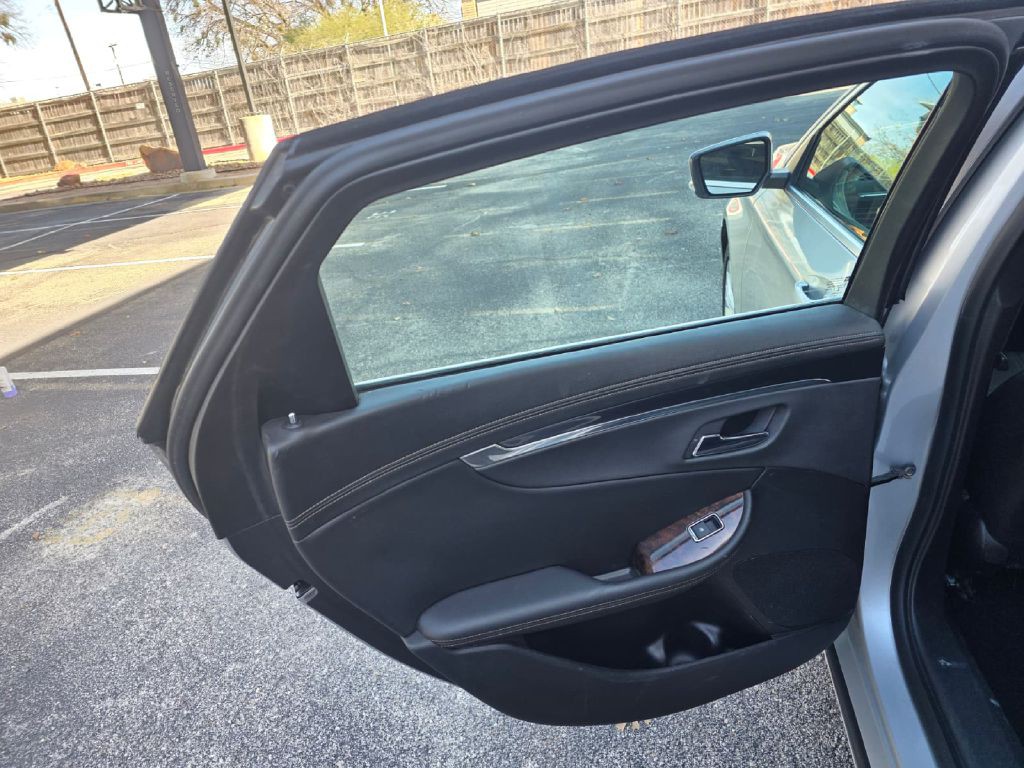 2014 Chevrolet Impala Image 12