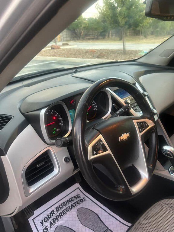 2011 Chevrolet Equinox Image 12